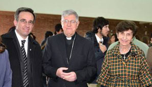 Confirman nuevas autoridades en la Universidad Católica: Larrea será el nuevo rector Confirman nuevas autoridades en la Universidad Católica: Larrea será el nuevo rector