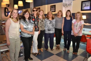 Almuerzo de ex alumnas de la ENET Nº 2. Almuerzo de ex alumnas de la ENET Nº 2.