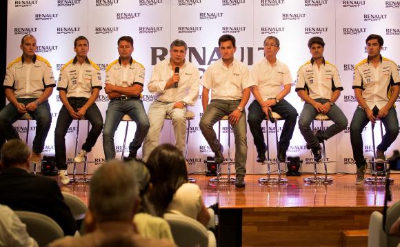 Della Motta y su primera vez como piloto oficial Della Motta y su primera vez como piloto oficial