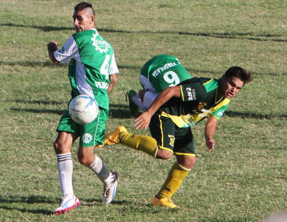 Sólo continúan dos esperanzas Sólo continúan dos esperanzas