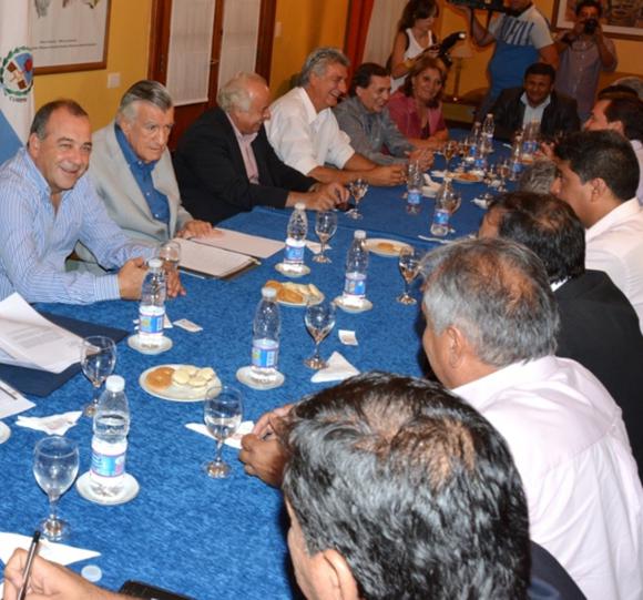 Salarios: los municipios recibirán $188,6 millones Salarios: los municipios recibirán $188,6 millones