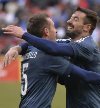 Bienvenida oficial para Mancuello en el grupo Bienvenida oficial para Mancuello en el grupo