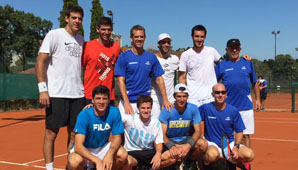 Con la colaboración de Del Potro, Argentina inició las prácticas para la Copa Davis Con la colaboración de Del Potro, Argentina inició las prácticas para la Copa Davis