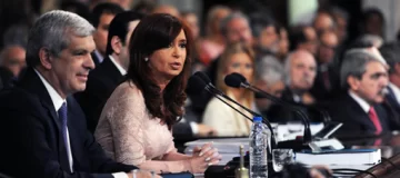 Cristina en el Congreso: “No vamos a tomar una sola medida que atente contra los empleos ni las empresas” Cristina en el Congreso: “No vamos a tomar una sola medida que atente contra los empleos ni las empresas”