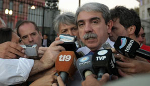 Aníbal: “La presidenta monitorea día a día la posibilidad de modificar Ganancias” Aníbal: “La presidenta monitorea día a día la posibilidad de modificar Ganancias”