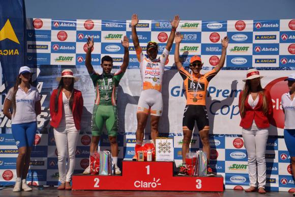 Rosas volvió a hacer podio y se mantuvo en el tercer puesto Rosas volvió a hacer podio y se mantuvo en el tercer puesto