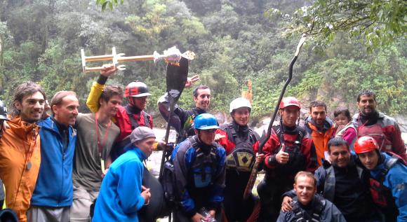 Kayak local de festejo Kayak local de festejo