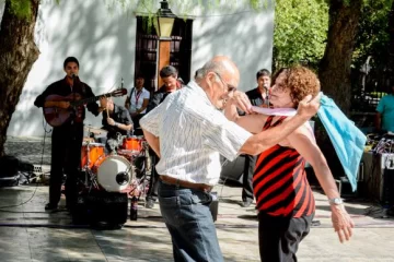 Según Turismo, visitantes gastaron casi $20 millones en Semana Santa Según Turismo, visitantes gastaron casi $20 millones en Semana Santa