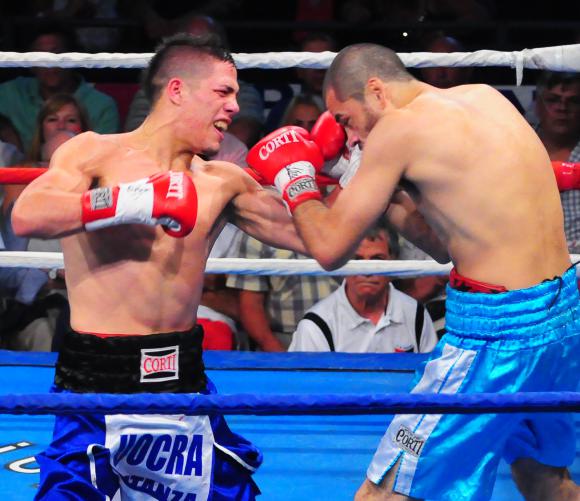 Castaño, contundente, noqueó a Andino Castaño, contundente, noqueó a Andino