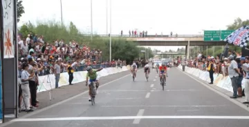 Julia, reina entre las chicas Julia, reina entre las chicas