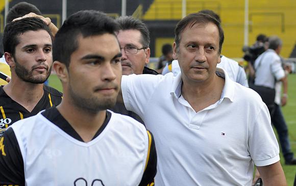 Fin a un ciclo extenso Fin a un ciclo extenso