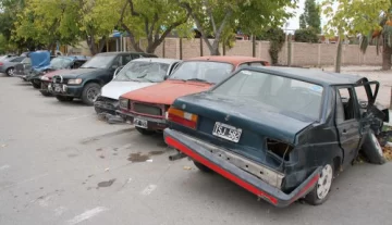 Tras un accidente, retiran los autos de las comisarías Tras un accidente, retiran los autos de las comisarías
