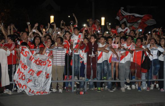 Un amor millonario Un amor millonario