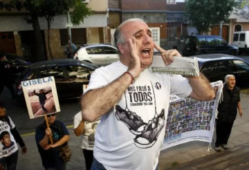 Aníbal Ibarra fue increpado en la escuela donde fue a votar Aníbal Ibarra fue increpado en la escuela donde fue a votar