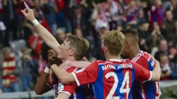 El Bayern Munich de Guardiola se consagró tricampeón alemán El Bayern Munich de Guardiola se consagró tricampeón alemán