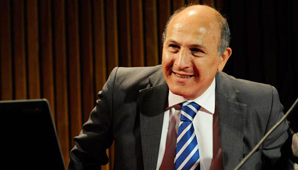 Fiscal afín al Gobierno definirá si le da curso a denuncia de Nisman Fiscal afín al Gobierno definirá si le da curso a denuncia de Nisman