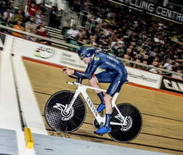 Dowset logró batir la marca de Dennis Dowset logró batir la marca de Dennis