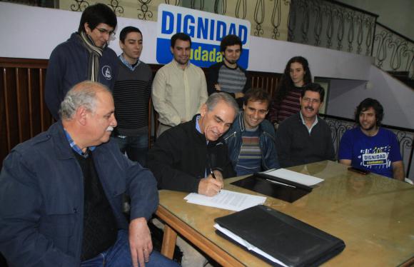 Firman acuerdo para capacitación Firman acuerdo para capacitación