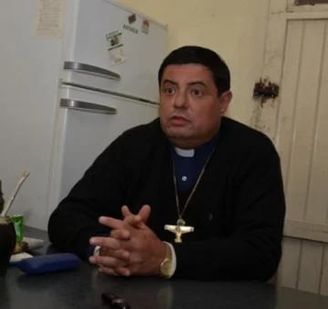 El cura que fue expulsado dijo que la Iglesia Católica lo persigue El cura que fue expulsado dijo que la Iglesia Católica lo persigue