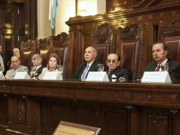 Si Gioja se candidatea, ¿resuelve la Corte local? Si Gioja se candidatea, ¿resuelve la Corte local?