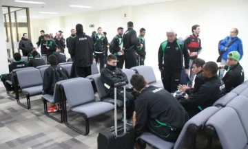 Por la niebla llegaron 10 horas después Por la niebla llegaron 10 horas después