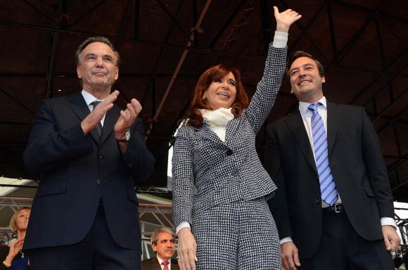 CFK defiende el uso de cadena nacional CFK defiende el uso de cadena nacional