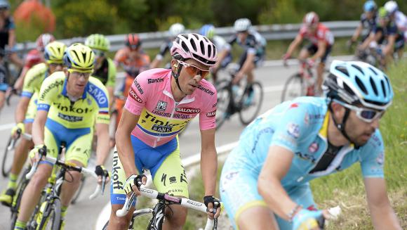 Contador sigue vestido de rosa Contador sigue vestido de rosa