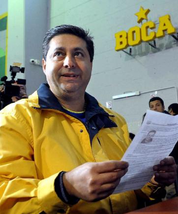 Busca continuar el partido Busca continuar el partido