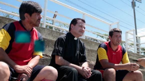 Amenazan de muerte a un cura que es sobrino del Papa Amenazan de muerte a un cura que es sobrino del Papa