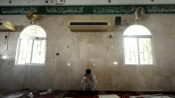 Atentado en mezquita Atentado en mezquita