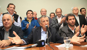 Gioja anticipó que no habrá novedades en la conformación del Frente para la Victoria Gioja anticipó que no habrá novedades en la conformación del Frente para la Victoria