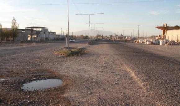 Asfaltarán el Parque Industrial de Chimbas Asfaltarán el Parque Industrial de Chimbas