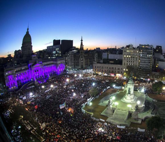 En Bs As, más de 200 mil personas En Bs As, más de 200 mil personas