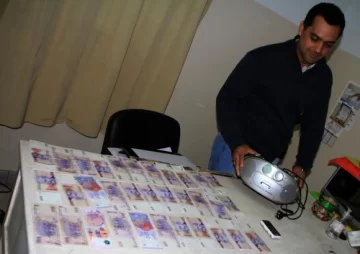 Engañan con el cuento del herido y cae al ir por más Engañan con el cuento del herido y cae al ir por más