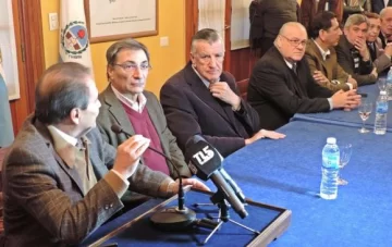 Empiezan a construir dos obras eléctricas en julio Empiezan a construir dos obras eléctricas en julio