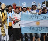 Los argentinos cambiaron chori por empanadas de pino Los argentinos cambiaron chori por empanadas de pino