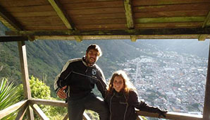 Recorrían América en moto, se accidentaron en Ecuador y no pueden volver Recorrían América en moto, se accidentaron en Ecuador y no pueden volver