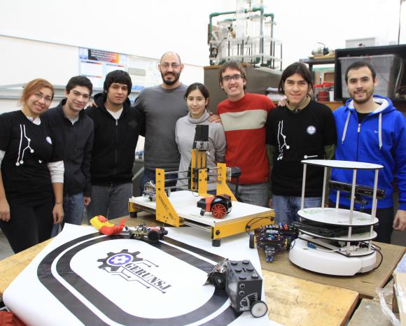 Armaban robots reciclando objetos, ahora tienen proyectos financiados Armaban robots reciclando objetos, ahora tienen proyectos financiados