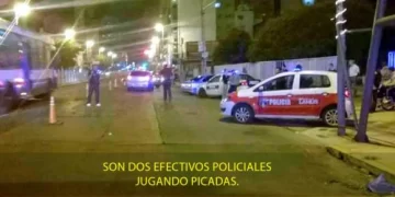 La policía, involucrada en una picada de autos La policía, involucrada en una picada de autos