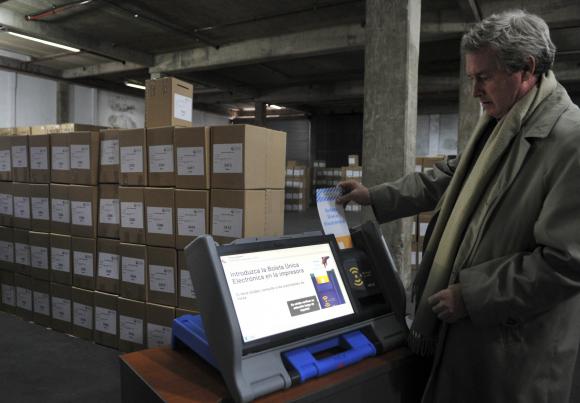 Boleta electrónica, bajo sospecha Boleta electrónica, bajo sospecha