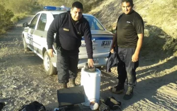 Hallan cosas robadas en un vieja mina Hallan cosas robadas en un vieja mina