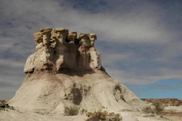Buscan incluir la geoforma “El Coro” en el circuito turístico de Ischigualasto Buscan incluir la geoforma “El Coro” en el circuito turístico de Ischigualasto