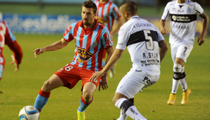 Arsenal sumó una nueva derrota y continúa en el fondo de la tabla Arsenal sumó una nueva derrota y continúa en el fondo de la tabla