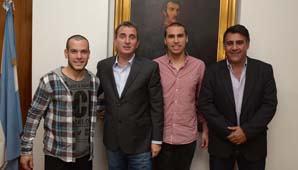 Al igual que Gioja, Pérez felicitó a los campeones mundiales Al igual que Gioja, Pérez felicitó a los campeones mundiales