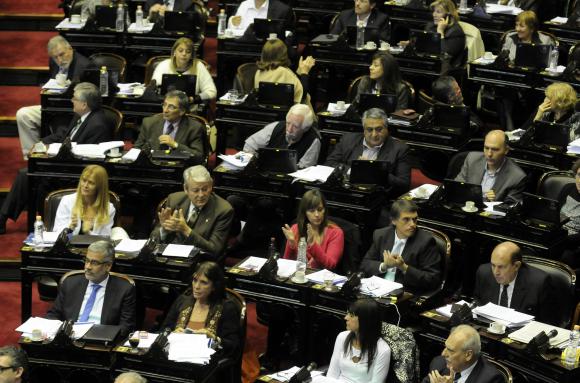 El FpV pondrá en juego 77 de 119 bancas en Diputados El FpV pondrá en juego 77 de 119 bancas en Diputados