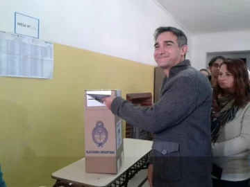 Aranda: “Este es un día para disfrutar la democracia” Aranda: “Este es un día para disfrutar la democracia”