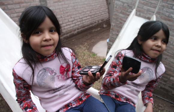 Coqueta durante todo el día Coqueta durante todo el día