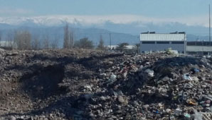 Denuncian acumulación de basura en el Parque Industrial de Chimbas Denuncian acumulación de basura en el Parque Industrial de Chimbas
