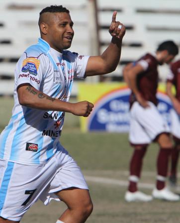 En Santa Lucía bastó con un tiempo En Santa Lucía bastó con un tiempo