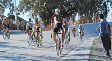 Emoción triplicada Emoción triplicada